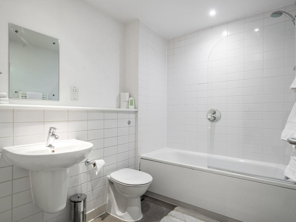 City Center Apartment Μπέντφορντ Εξωτερικό φωτογραφία