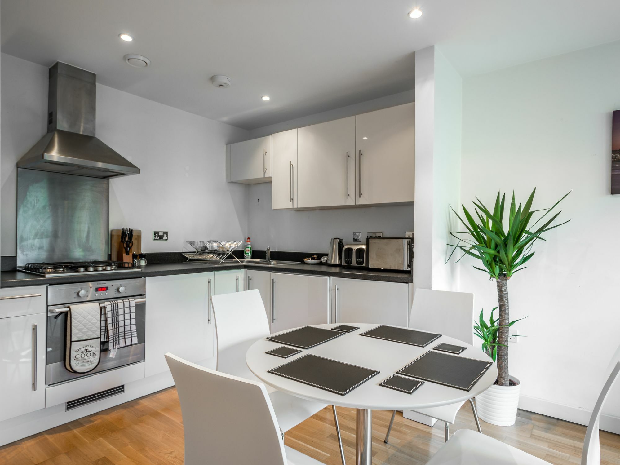 City Center Apartment Μπέντφορντ Εξωτερικό φωτογραφία
